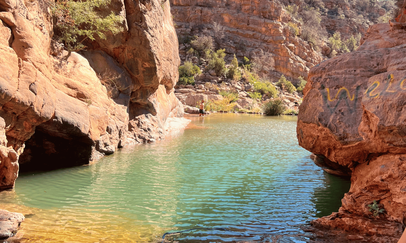 Clear water und natural swimming pools in Paradise Valley near Agadir and Taghazout